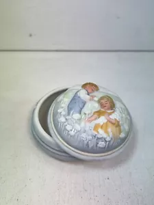 Avon Golden Dreams Musical Trinket Box 1985 - Picture 1 of 10