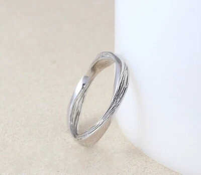 Minimalist Wood Texture Stacking Wedding Band For Men's In Real 10K White Gold Foto 1 de 4