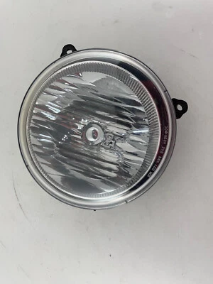 OEM | 2005 - 2007 Jeep Liberty Halogen Headlight (Right/Passenger) Foto 1 de 4