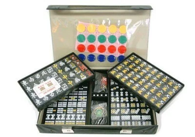 JAPONÉS Mahjong Mahjongg Pai SET Negro Kinryu Oro Dragón con Estuche - Imagen 1 de 3