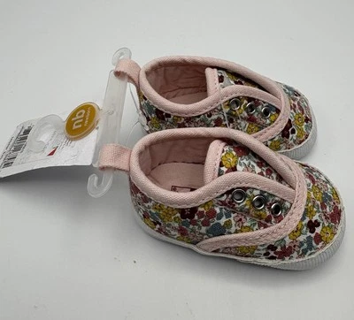 Zapatos sin cordones Carter’s bebé niña recién nacido rosa floral Foto 1 de 4