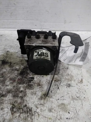 Used ABS Pump and Motor Assembly fits: 2010 Hyundai Elantra Actuator and Pump As - Image 1 of 4