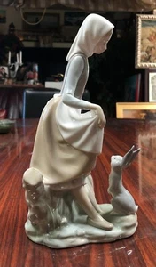 Fabulous Vintage LLADRO Porcelain figure. - Picture 1 of 14