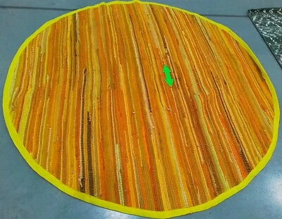 YLW / MULTI 6'-0" x 6'-0" Broken Thread Rug, Reduced Price 1172765634 RAR130H-6R - Image 1 of 4