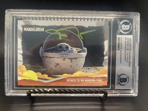 JOHN ROSENGRANT SIGNED 2020 TOPPS MANDALORIAN BABY  YODA CARD BAS  #5