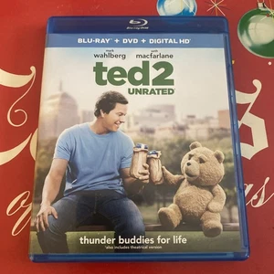 Ted 2 (Blu-ray Disc, 2015, 2-Disc Set, Includes Digital Copy) - Foto 1 di 2