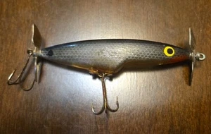 Señuelo de pesca vintage Weber Shadrac Top agua doble utilería escala negra - Imagen 1 de 3