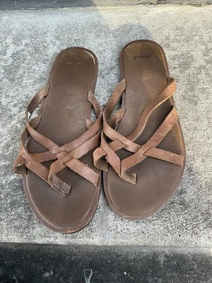 Sandalias Sanuk de cuero marrón para mujer, talla 7 Foto 1 de 4