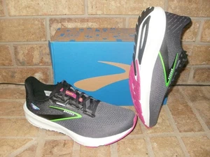 New Brooks Launch 10 Running Shoe/Black-Green Lady 7-9.5-10 B/120398 074 SRP$110 - Picture 1 of 5
