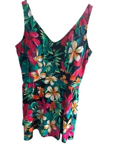 Beach Belle Women’s One Piece Floral Swimsuit Size 24W Skirt Built In Bottoms - Picture 1 of 9