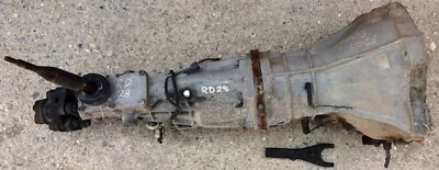 CAJA CAMBIOS TRANSMISIÓN 5 SP PISO DATSUN NISSAN 1985 99 RD28 SOHC 2,8cc 6 CIL 12V  Foto 1 de 4