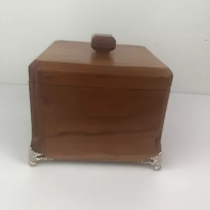 Vintage handgeschnitzt braun Holz Schmuck Box Aufbewahrung Deckel Silber Füße Fuß Holz - Bild 1 von 9