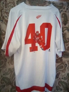 NHL Detroit Red Wings Henrik Zetterberg #40 NHLPA vintage LW pullover shirt XL - Picture 1 of 9