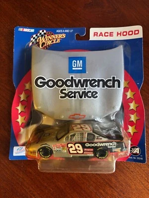 Winner's Circle 2002 Nascar Kevin Harvick #29 GM Goodwrech Chevy Monte - Image 1 of 4