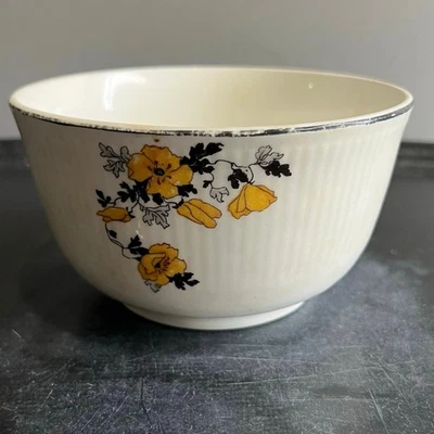 Cuenco floral amarillo Astor vintage 1974 WS George Pottery Company  Foto 1 de 4