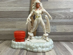 X-Men Toybiz 1997 STORM weißer Anzug, Jim Lee mit Tellerform - Bild 1 von 3