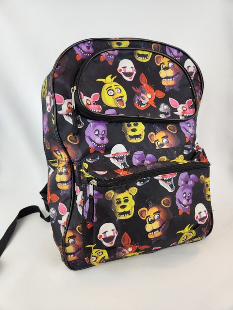 $33.000.- Mochila Diseño Five Night At Freddy FNAF Help Wanted tipo Escolar  material poliéster dimensiones 40x30x15 cm con compartimientos…