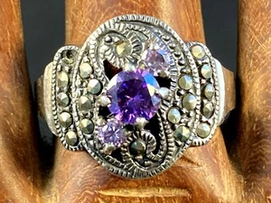 VNTG 925 Sterling Silver Ring, 3 Faceted Amethysts & 19 Marcasite Stones, Size 9 - Picture 1 of 10