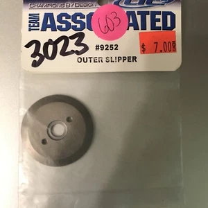 Team Associated 9252 Outer Slipper Plate Vintage RC - Picture 1 of 2