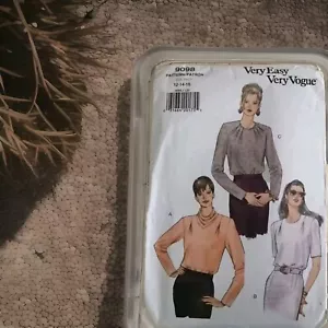Vogue 9098 Shirt Blouse Top Pattern of 1994 Size 12 14 16 **UNCUT** 3 Variations - Picture 1 of 4