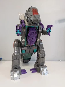 Transformers Titans Return Trypticon 2017 VTG Hasbro Generations  - Picture 1 of 9