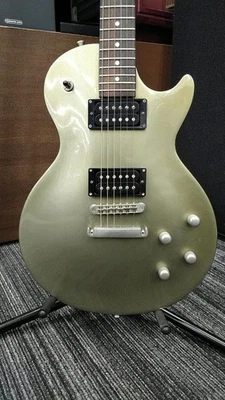 BURNY LG-480 corpo in legno di basso usato manico in acero argento con... - Immagine 1 di 4