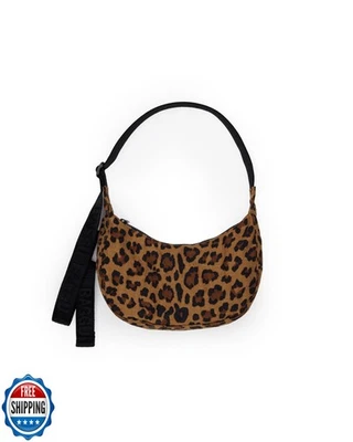 Bolso BAGGU Pequeño Nylon Media Luna - Leopardo Foto 1 de 3