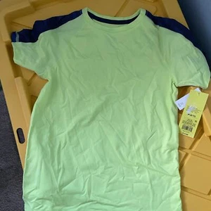 All in motion sport performance tshirt size M (8-10) kids - Picture 1 of 5