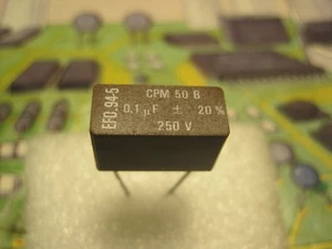 10pcs 0.1uF 100nF 20% 250VAC EFD CPM50B - Picture 1 of 2