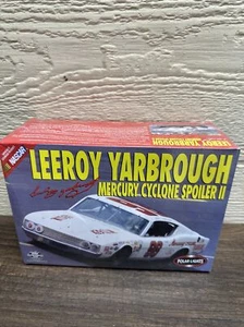 1/25 Polar Lights Cale Yarborough 1969 Mercury Cyclone Spoiler II Model Sealed - Picture 1 of 1