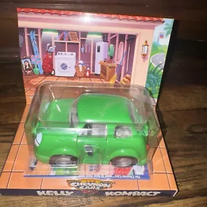 The Chevron Cars Green Kelly Kompact Car Vehicle 1998 New Sealed - Picture 1 of 5