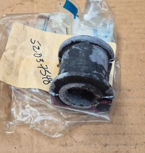 1991-1993 Jeep Grand Cherokee Comanche ZJ NOS MoPar Front SWAY BAR BUSHING - Picture 1 of 3