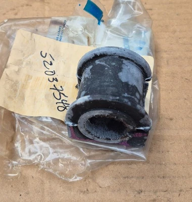 1991-1993 Jeep Grand Cherokee Comanche ZJ NOS MoPar Front SWAY BAR BUSHING - Image 1 of 3