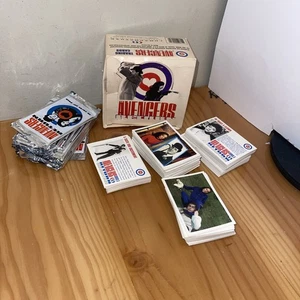 Cornerstone The Avengers Return Trading Card Open Box, Karten und Wrappers 1995 - Bild 1 von 7