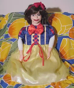 Standard Upgrade SNOW WHITE / Danny O'Day - 30" Semi-Pro Ventriloquist Dummy - Picture 1 of 10