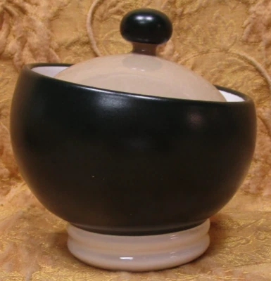 Pfaltzgraff RADIUS Sugar bowl with lid -dark green (looks black), brown & white - Image 1 of 4
