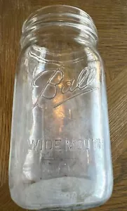 BALL - Round Ribbed 1/2 Gallon Clear Wide Mouth Mason Jar - Good condition - Picture 1 of 6
