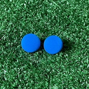 Pendientes Botón Hechos a Mano Tachuelas Tela Azul Sólido Retro Años 80 Estilo Club NUEVO - Imagen 1 de 5