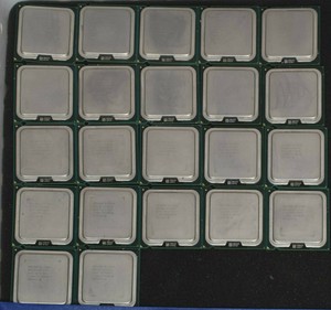 Lot of (22) Intel Pentium E5800 Dual Core 3.20GHz CPU Processor SLGTG Socket 775