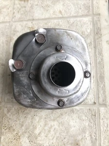 Muffler: Briggs & Stratton 5 HP - Model 135212 (J1/015) - Picture 1 of 5