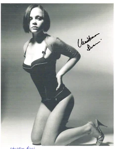 Foto firmada por Christina Ricci TTM 8,5x11 Wednesday Adams Family Black Snake Moan - Imagen 1 de 1