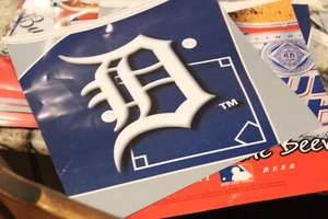 DETROIT TIGER BANNER - Picture 1 of 3