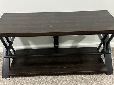 棕色木制和玻璃电视支架少数划痕(可修复) — 第 1/4 张图片