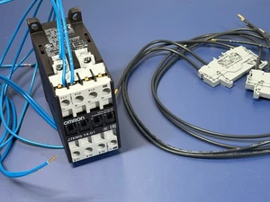 Omron J7KNG-14-01 Standard Kaltgeräteschütz 24V Spule mit Verkabelung und Steckverbindern - Bild 1 von 6