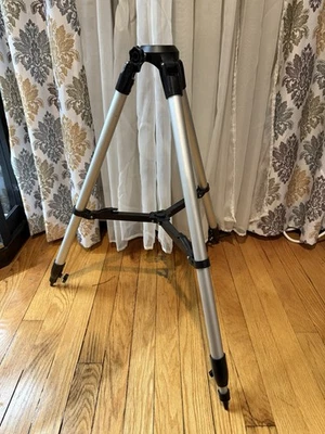 Trípode de pie Meade Instruments - LEER Foto 1 de 4