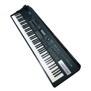 YAMAHA MOX8 88-Key Synthesizer Keyboard Musical Instruments MOX 8 Japan Used - Picture 1 of 9