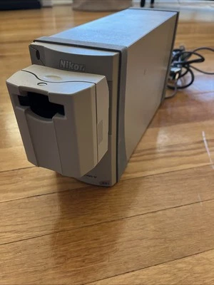 Escáner NIKON CoolScan V ED LS 50 35 mm PELÍCULA NEGATIVA G3D Foto 1 de 4