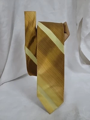Vintage 1970s Wemlon By Wembley Necktie Shades Of Yellow Ugly Striped Tie - Image 1 of 4