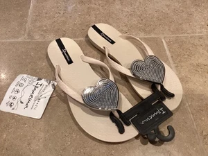 Chanclas IPANEMA MAXI CORAZÓN NUEVAS 33/34B 35/36 UE 1/2UK MARFIL PLATA - Imagen 1 de 3