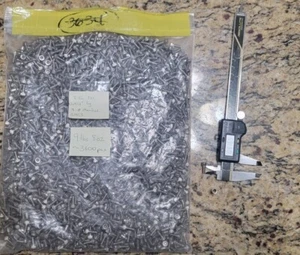9.5 Lbs Of #8-32 7/16" long SHCS, 18-8 Stainless (Approx 3600 Pcs) - Picture 1 of 5